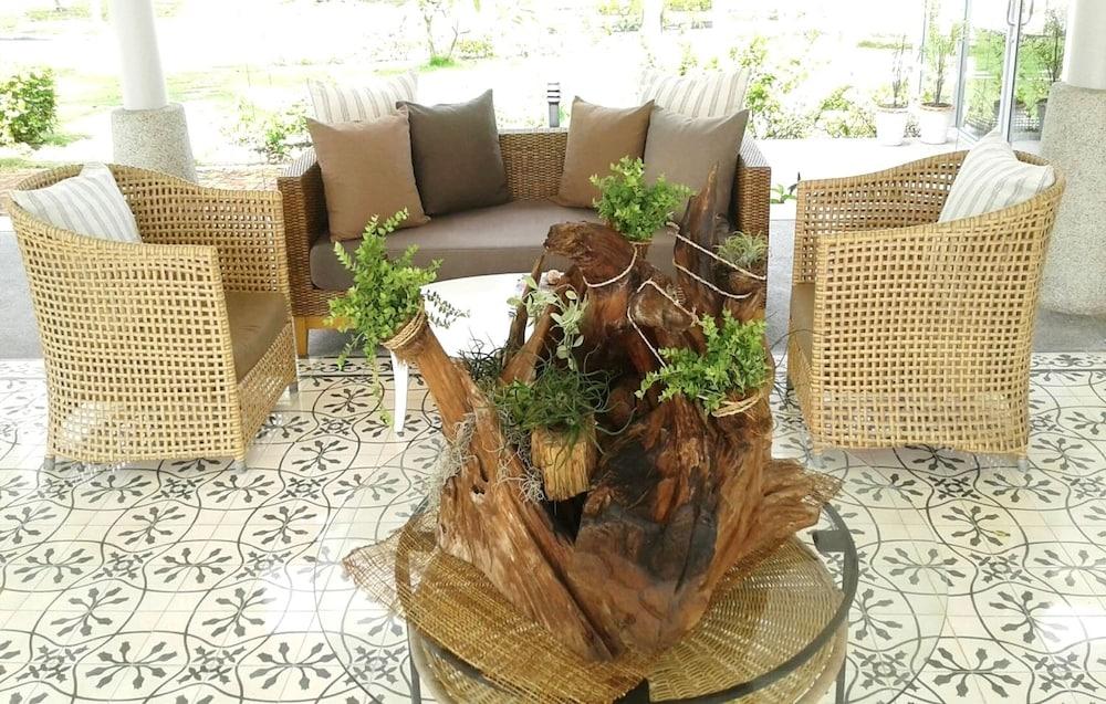 Nishaville Resort Prachuap Khiri Khan Bagian luar foto
