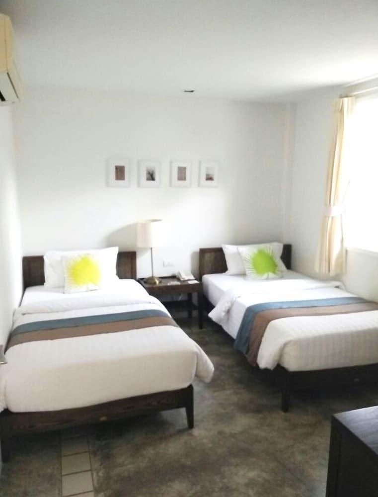 Nishaville Resort Prachuap Khiri Khan Bagian luar foto
